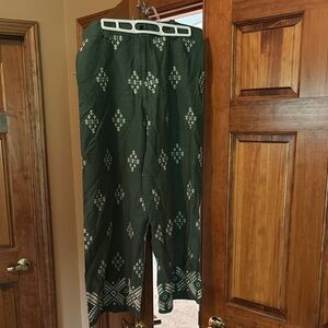 Zara Green and White Patterned Boot Cut Pants